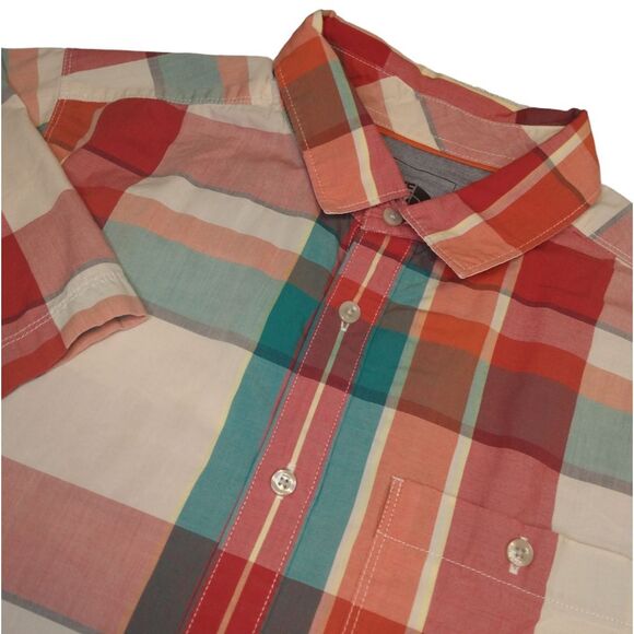 The North Face -Plaid Short Sleeve Button Up Medium - Picture 1 of 6